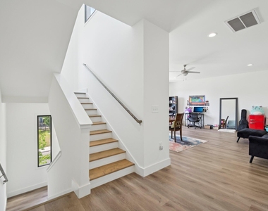 2007 Jade Street - Photo Thumbnail 16