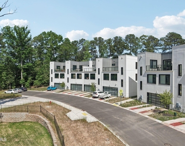 2007 Jade Street - Photo Thumbnail 34