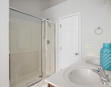 3031 Courtney Creek Boulevard - Photo Thumbnail 21