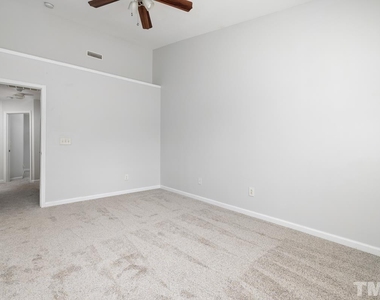 3031 Courtney Creek Boulevard - Photo Thumbnail 17