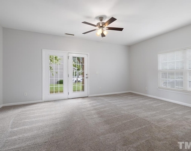 3031 Courtney Creek Boulevard - Photo Thumbnail 6