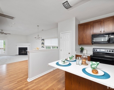 3031 Courtney Creek Boulevard - Photo Thumbnail 15