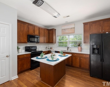3031 Courtney Creek Boulevard - Photo Thumbnail 13