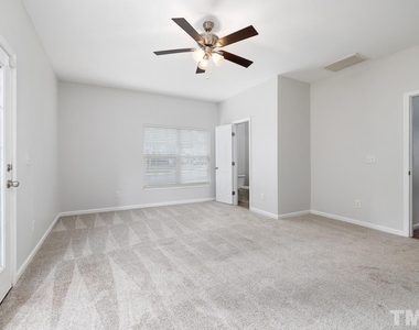3031 Courtney Creek Boulevard - Photo Thumbnail 5