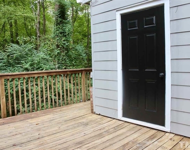 1355 Springlawn Court - Photo Thumbnail 22