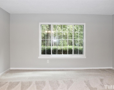 1355 Springlawn Court - Photo Thumbnail 5