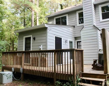 1355 Springlawn Court - Photo Thumbnail 23