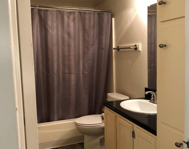 1000 W 26th St - Photo Thumbnail 12