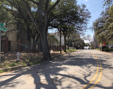 1000 W 26th St - Photo Thumbnail 15