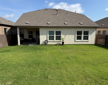 1008 Bluewood Bnd - Photo Thumbnail 4