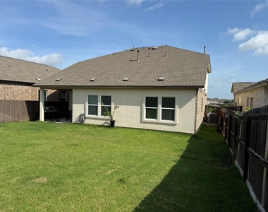 1008 Bluewood Bnd - Photo Thumbnail 2
