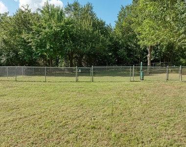 1109 Sussex Pl - Photo Thumbnail 38