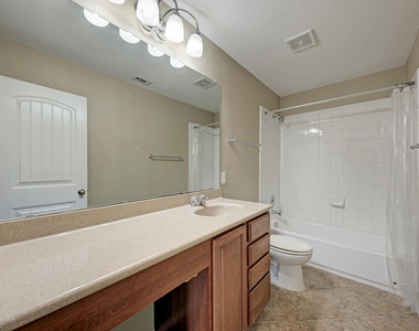 1109 Sussex Pl - Photo Thumbnail 30