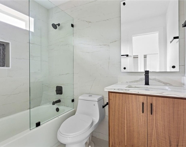 2813 Prado St - Photo Thumbnail 9