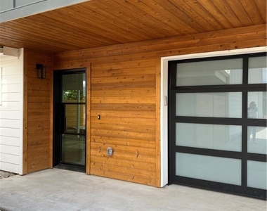 2813 Prado St - Photo Thumbnail 14