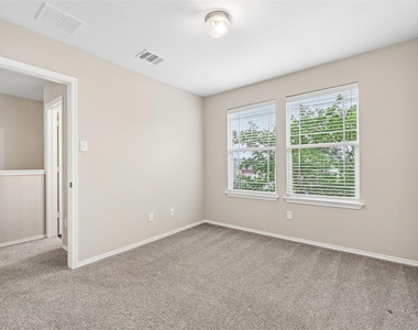 1808 Enchanted Rock Dr - Photo Thumbnail 25