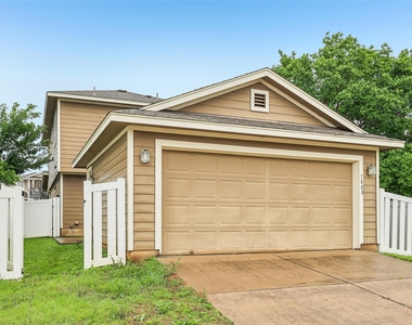 1808 Enchanted Rock Dr - Photo Thumbnail 29