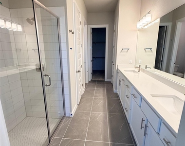 745 Beaverton Dr - Photo Thumbnail 15
