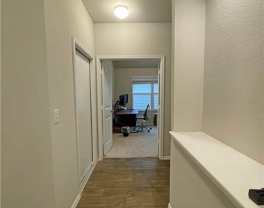 5825 Shanjia Dr - Photo Thumbnail 18