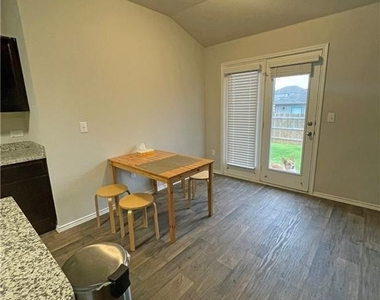 5825 Shanjia Dr - Photo Thumbnail 14