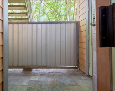 3204 Menchaca Rd - Photo Thumbnail 12