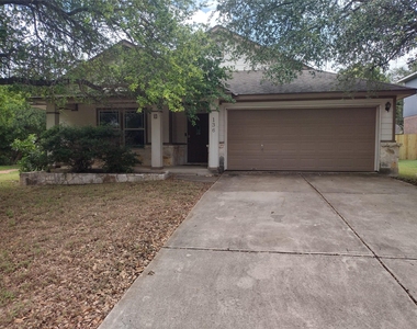136 Trinity Dr - Photo Thumbnail 1