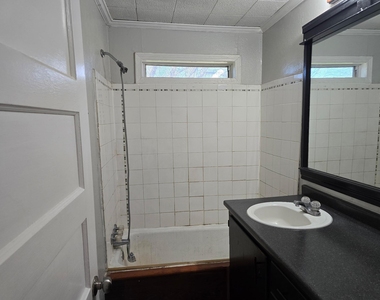 305 N 5th St - Photo Thumbnail 15