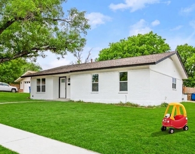 9006 Lodge Ct - Photo Thumbnail 14
