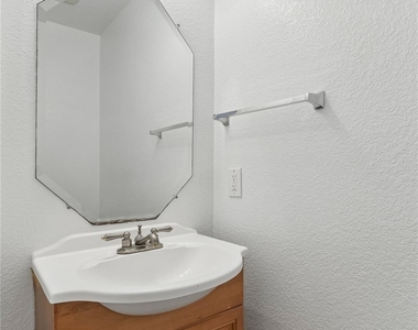 2372 Paradise Ridge Dr - Photo Thumbnail 23