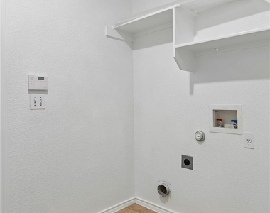 2372 Paradise Ridge Dr - Photo Thumbnail 24