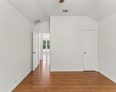 2372 Paradise Ridge Dr - Photo Thumbnail 30