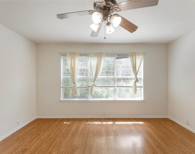 2372 Paradise Ridge Dr - Photo Thumbnail 16