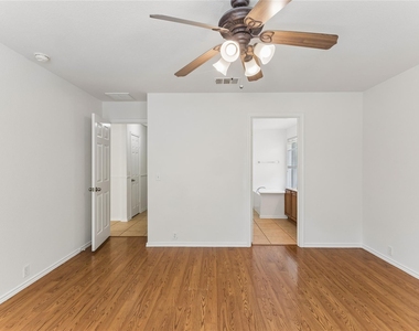 2372 Paradise Ridge Dr - Photo Thumbnail 17