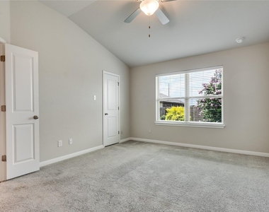 12405 Amber Lynn Path - Photo Thumbnail 10