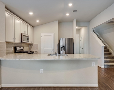 12405 Amber Lynn Path - Photo Thumbnail 9