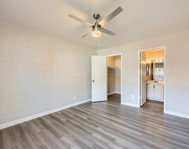 3523 Fawn Valley Dr - Photo Thumbnail 3