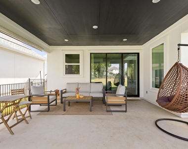 2132 Cavara Cv - Photo Thumbnail 32