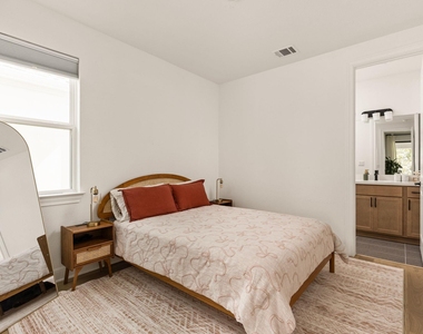 2132 Cavara Cv - Photo Thumbnail 18