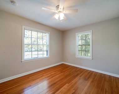 1732 Watterson Rd - Photo Thumbnail 9