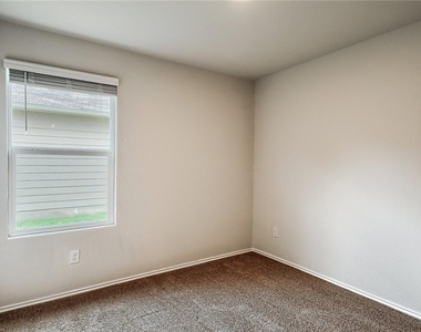 745 Adler Way - Photo Thumbnail 17