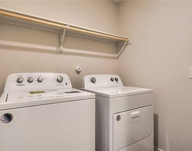 745 Adler Way - Photo Thumbnail 25