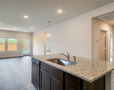 745 Adler Way - Photo Thumbnail 6