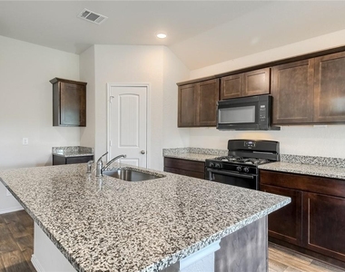 745 Adler Way - Photo Thumbnail 7