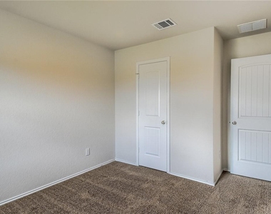 745 Adler Way - Photo Thumbnail 15