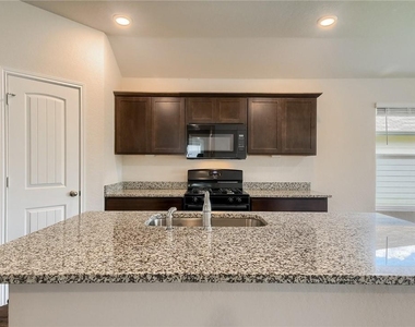 745 Adler Way - Photo Thumbnail 8