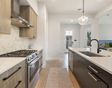 1504 Ruth Ave - Photo Thumbnail 15