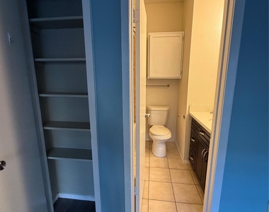 2801 Rio Grande St - Photo Thumbnail 6