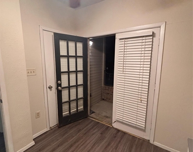 2801 Rio Grande St - Photo Thumbnail 22