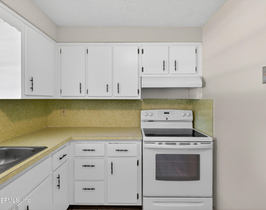 4257 Packard Drive - Photo Thumbnail 12