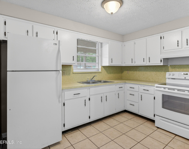 4257 Packard Drive - Photo Thumbnail 10